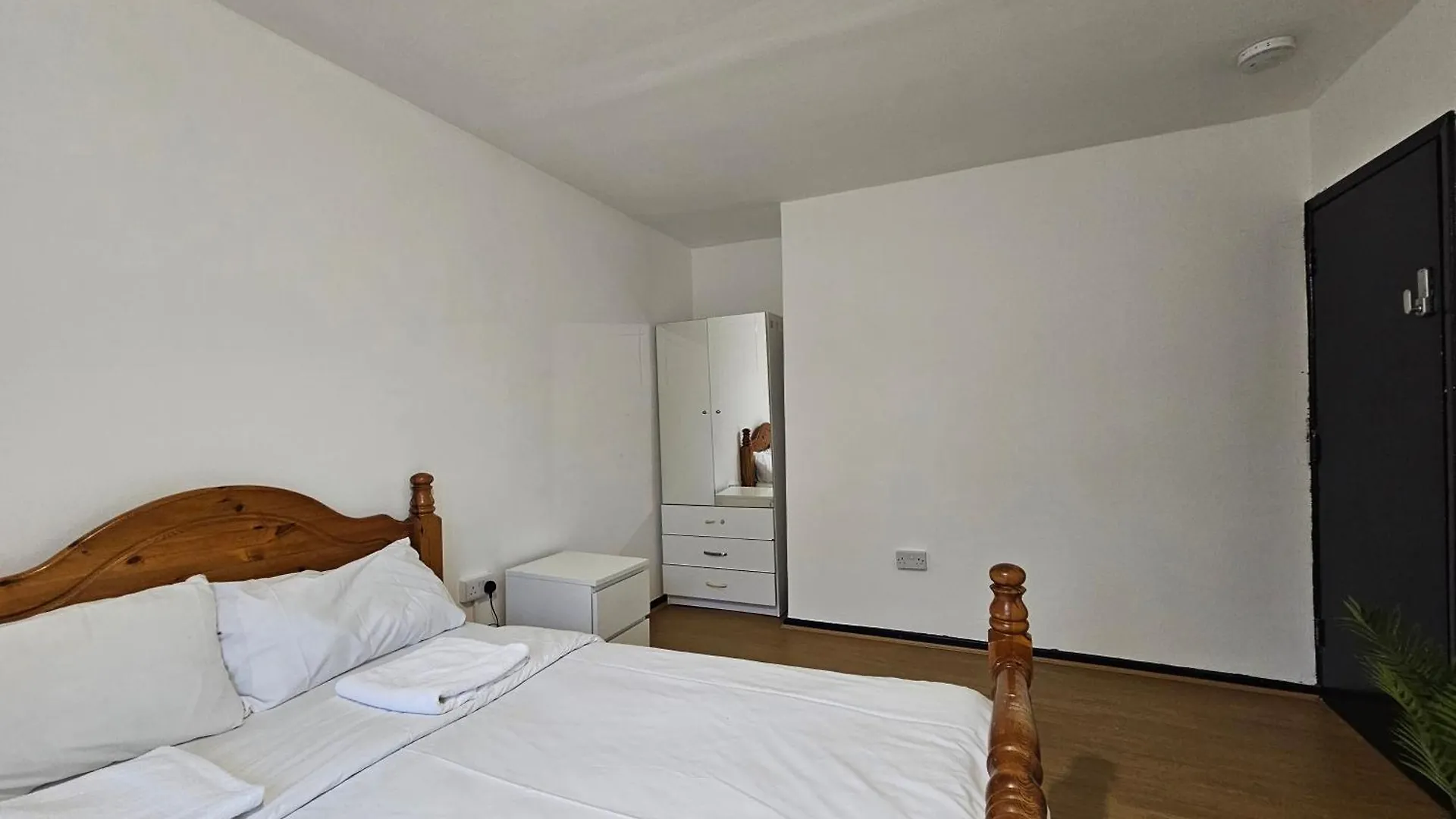 London E14 Rooms Penzion