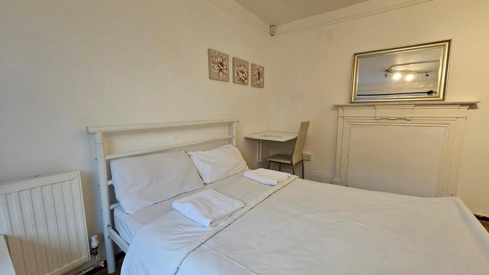 London E14 Rooms 0*,