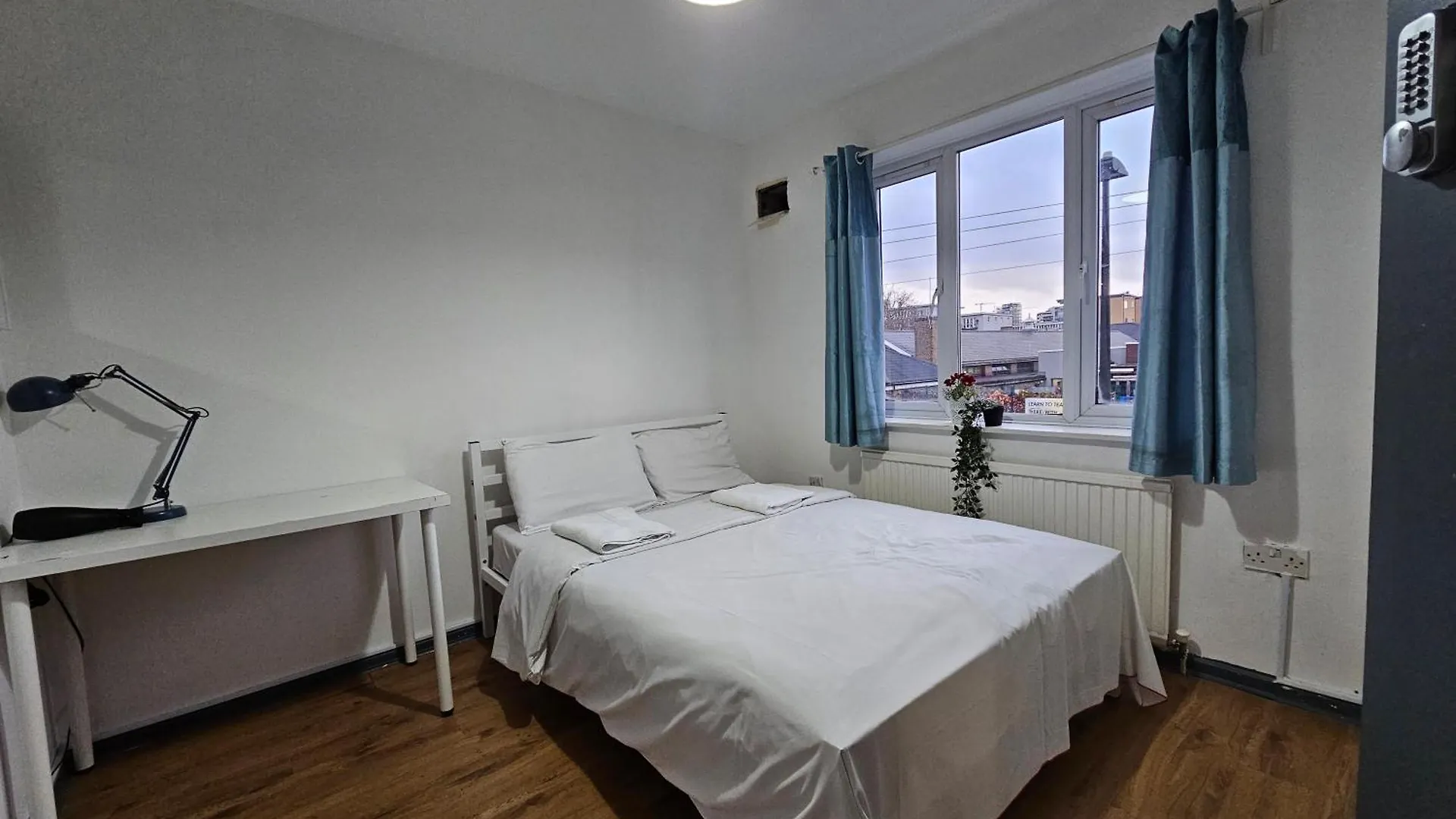 Casa de hóspedes London E14 Rooms