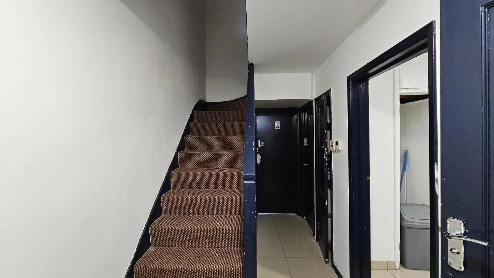 London E14 Rooms